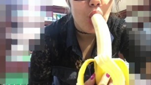 Deepthroating a Long Banana.